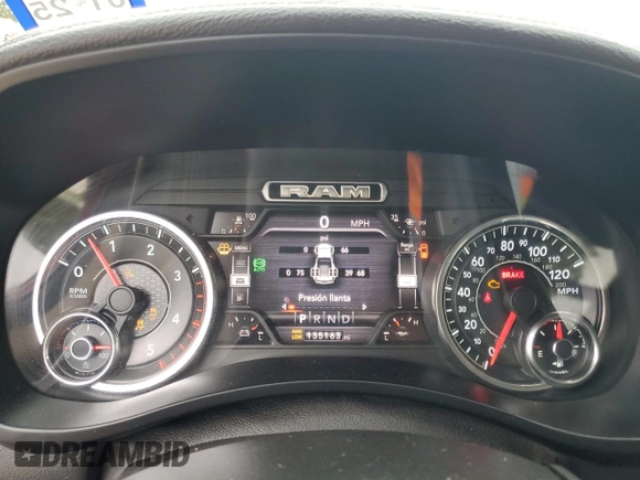 2019 Ram 3500 Laramie with VIN 3C63RRJL7KG622617, listed as a Copart auction lot 62726694 with 135,163 mi miles and Clean Title. Bid and sale history available at carsss.com. Image 9.