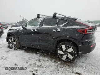 2022 Volvo C40 Recharge Pure Electric Ultimate with VIN YV4ED3GBXN2006965, listed as a Copart auction lot 81634064 with 0 mi miles and Salvage Title. Bid and sale history available at carsss.com. Image 2.