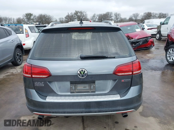 2019 Volkswagen Golf S z VIN 3VWH17AU1KM505617, wystawiony jako IAAI lot #41659236 z przebiegiem 37 964 mil mil oraz . Historia ofert i sprzedaży dostępna na DreamBid. Obrazek 17.