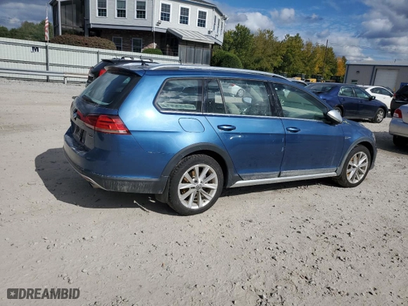 2019 Volkswagen Golf Alltrack S with VIN 3VWH17AU4KM518880, listed as a Copart auction lot 73334064 with 0 mi miles and Salvage Title. Bid and sale history available at carsss.com. Image 3.