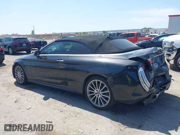 2019 Mercedes-Benz C 300 with VIN WDDWK8DB9KF773831, listed as a IAAI auction lot 41923479 with 37,124 mi miles and . Bid and sale history available at DreamBid. Image 3.