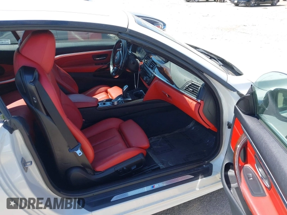 2015 BMW 4 Series 428i z VIN WBA3V7C52FP771779, wystawiony jako IAAI lot #41953647 z przebiegiem 66 003 mil mil oraz . Historia ofert i sprzedaży dostępna na DreamBid. Obrazek 5.