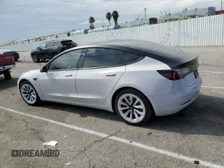 2023 Tesla Model 3 z VIN 5YJ3E1EA3PF639345, wystawiony jako Copart lot #65896504 z przebiegiem 24 277 mil mil oraz Szkoda całkowita • Salvage title. Historia ofert i sprzedaży dostępna na DreamBid. Obrazek 2.