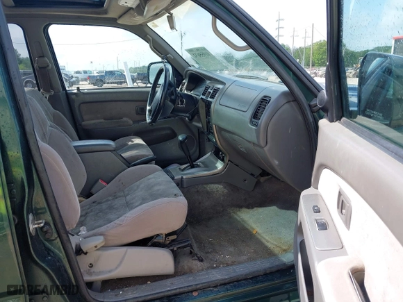 2001 Toyota 4Runner SR5 with VIN JT3GN86R310186434, listed as a IAAI auction lot 41955632 with 206,121 mi miles. Bid and sale history available at carsss.com. Image 5.