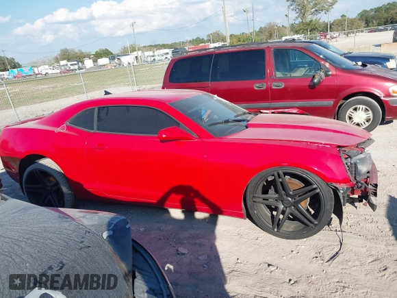 2013 Chevrolet Camaro LS с VIN 2G1FA1E32D9247590, выставлен на аукционе IAAI как лот 41428289 с пробегом 93 838 миль миль и . История ставок и продаж доступна на DreamBid. Изображение 14.