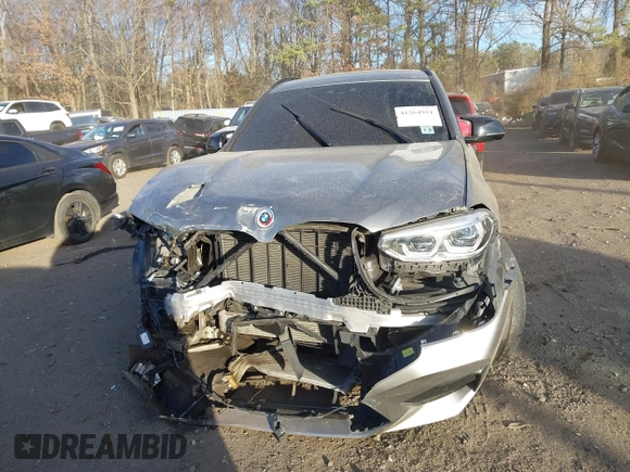2021 BMW X3 M z VIN 5YMTS0C03M9F05142, wystawiony jako IAAI lot #41264911 z przebiegiem Nie podano mil oraz . Historia ofert i sprzedaży dostępna na DreamBid. Obrazek 6.