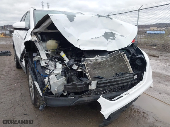 2016 Hyundai Tucson SE with VIN KM8J3CA40GU145648, listed as a IAAI auction lot 41951378 with 115,486 mi miles. Bid and sale history available at carsss.com. Image 6.