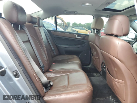 2014 Hyundai Genesis 3.8L with VIN KMHGC4DD2EU260700, listed as a Copart auction lot 64601574 with 185,847 mi miles and Salvage Title. Bid and sale history available at carsss.com. Image 10.