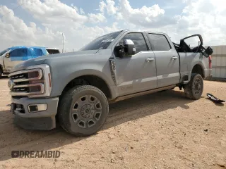 2024 Ford F-350 XL z VIN 1FT8W3BM1REC26390, wystawiony jako Copart lot #54554185 z przebiegiem Nie podano mil oraz Nie do naprawy • Non repairable. Historia ofert i sprzedaży dostępna na DreamBid. Obrazek 1.