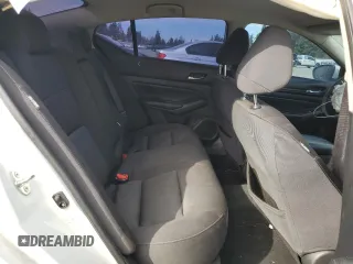2019 Nissan Altima S with VIN 1N4BL4BV3KC229005, listed as a Copart auction lot 50918175 with 111,924 mi miles and Salvage Title. Bid and sale history available at DreamBid. Image 10.