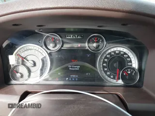 2015 Ram 1500 Lone Star z VIN 1C6RR6LT5FS663624, wystawiony jako IAAI lot #42070156 z przebiegiem 157 583 mil mil oraz . Historia ofert i sprzedaży dostępna na DreamBid. Obrazek 7.
