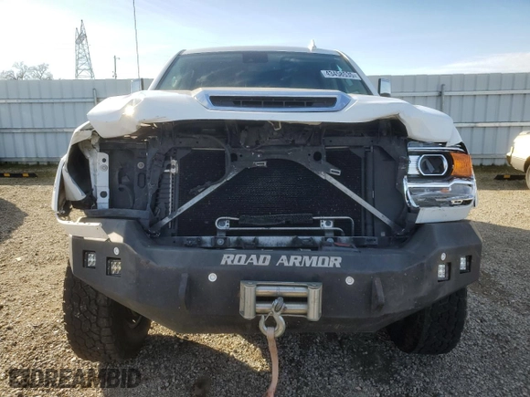 2019 GMC Sierra 2500HD Denali with VIN 1GT12SEY8KF101389, listed as a Copart auction lot 43458535 with 199,041 mi miles and Salvage Title. Bid and sale history available at carsss.com. Image 5.