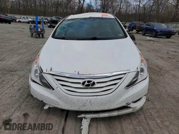 2013 Hyundai Sonata GLS with VIN 5NPEB4AC4DH572472, listed as a Copart auction lot 80131574 with 192,927 mi miles and Salvage Title. Bid and sale history available at carsss.com. Image 5.