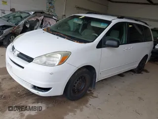 2005 Toyota Sienna CE z VIN 5TDZA23C45S247631, wystawiony jako IAAI lot #42380951 z przebiegiem 256 517 mil mil oraz . Historia ofert i sprzedaży dostępna na DreamBid. Obrazek 2.
