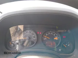 2014 Jeep Patriot Sport with VIN 1C4NJPBB6ED906017, listed as a IAAI auction lot 42097186 with 203,896 mi miles. Bid and sale history available at carsss.com. Image 7.