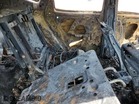 2021 Chevrolet Blazer LT z VIN 3GNKBCRS7MS573959, wystawiony jako Copart lot #50631405 z przebiegiem Nie podano mil oraz Nie do naprawy • Non repairable. Historia ofert i sprzedaży dostępna na DreamBid. Obrazek 10.