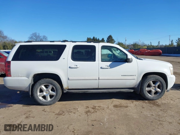 2008 Chevrolet Suburban Commercial with VIN 1GNFK163X8J134555, listed as a IAAI auction lot 41405739 with 205,810 mi miles. Bid and sale history available at carsss.com. Image 14.