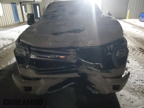 2024 Chevrolet Silverado 3500HD High Country with VIN 1GC4YVEY0RF124804, listed as a Copart auction lot 86140304 with 32,840 mi miles and Salvage Title. Bid and sale history available at carsss.com. Image 12.