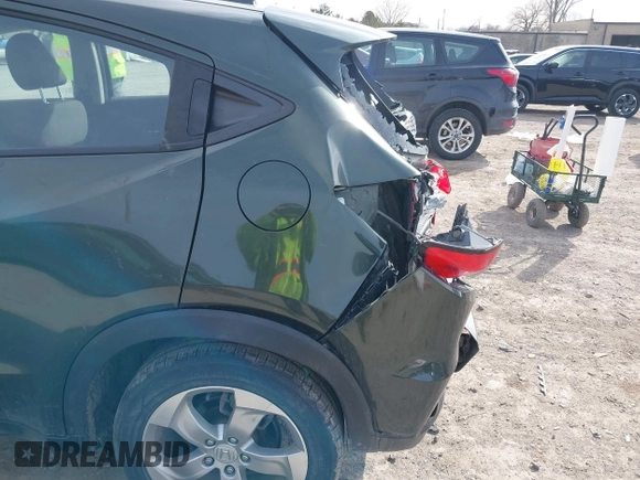 2018 Honda HR-V LX with VIN 3CZRU6H31JM703564, listed as a IAAI auction lot 41864645 with 123,652 mi miles. Bid and sale history available at carsss.com. Image 6.