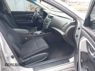 2017 Nissan Altima S z VIN 1N4AL3AP9HC170690, wystawiony jako IAAI lot #41491071 z przebiegiem 99 061 mil mil oraz . Historia ofert i sprzedaży dostępna na DreamBid. Obrazek 5.