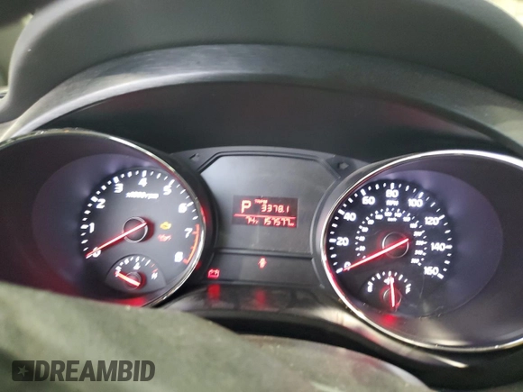 2016 Kia Sedona LX with VIN KNDMB5C18G6155870, listed as a Copart auction lot 55941575 with 157,577 mi miles and Clean Title. Bid and sale history available at DreamBid. Image 9.