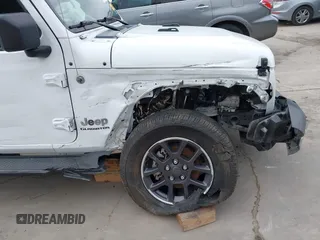 2021 Jeep Gladiator High Altitude with VIN 1C6HJTFG8ML551570, listed as a IAAI auction lot 42229235 with 56,959 mi miles and . Bid and sale history available at DreamBid. Image 18.