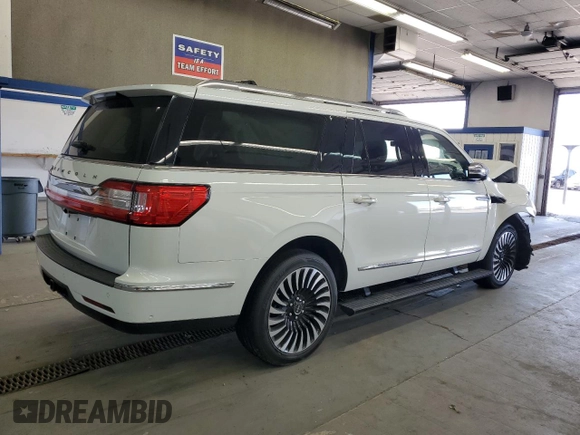 2020 Lincoln Navigator Black Label z VIN 5LMJJ3TT5LEL23937, wystawiony jako Copart lot #54434155 z przebiegiem 22 437 mil mil oraz Szkoda całkowita • Salvage title. Historia ofert i sprzedaży dostępna na DreamBid. Obrazek 3.