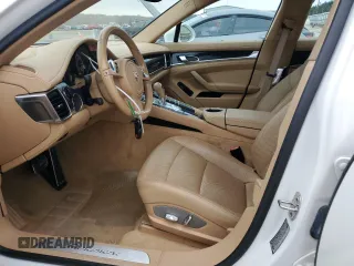 2012 Porsche Panamera z VIN WP0AA2A78CL011534, wystawiony jako Copart lot #82832404 z przebiegiem 136 808 mil mil oraz Szkoda całkowita • Salvage title. Historia ofert i sprzedaży dostępna na DreamBid. Obrazek 7.