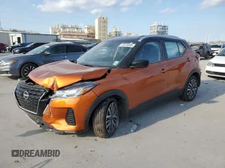 2024 Nissan Kicks SV with VIN 3N1CP5CV7RL561747, listed as a Copart auction lot 42876005 with 10,423 mi miles and Salvage Title. Bid and sale history available at DreamBid. Image 1.