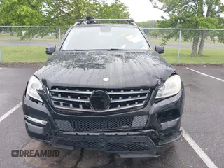 2012 Mercedes-Benz M 350 with VIN 4JGDA5HB7CA001805, listed as a IAAI auction lot 42450008 with 112,020 mi miles and . Bid and sale history available at DreamBid. Image 6.