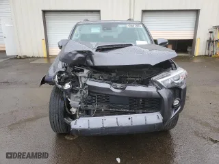 2022 Toyota 4Runner TRD Off Road Premium with VIN JTERU5JRXN6024912, listed as a Copart auction lot 45607305 with 40,644 mi miles and Salvage Title. Bid and sale history available at carsss.com. Image 5.