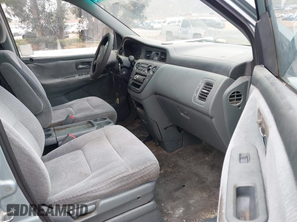 2004 Honda Odyssey LX z VIN 5FNRL18504B110901, wystawiony jako IAAI lot #42017883 z przebiegiem 228 076 mil mil oraz . Historia ofert i sprzedaży dostępna na DreamBid. Obrazek 5.
