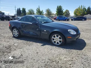 1998 Mercedes-Benz SLK-Class with VIN WDBKK47F6WF027941, listed as a Copart auction lot 68139324 with 63,396 mi miles and Salvage Title. Bid and sale history available at carsss.com. Image 4.