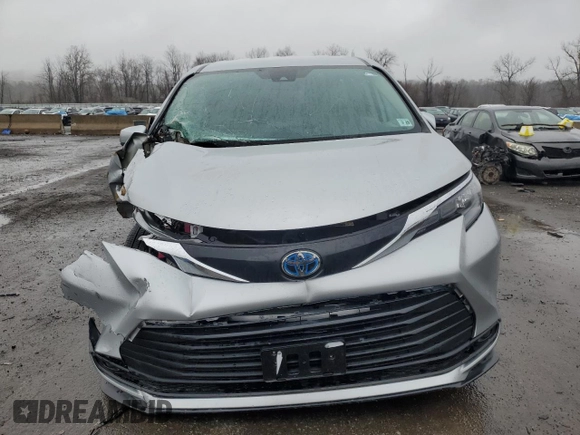 2024 Toyota Sienna LE z VIN 5TDKSKFC6RS125286, wystawiony jako Copart lot #51296895 z przebiegiem 6 292 mil mil oraz Szkoda całkowita • Salvage title. Historia ofert i sprzedaży dostępna na DreamBid. Obrazek 5.