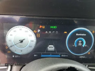 2024 Hyundai Elantra SEL z VIN KMHLM4DG2RU743230, wystawiony jako Copart lot #58426905 z przebiegiem 33 764 mil mil oraz Nie do naprawy • Non repairable. Historia ofert i sprzedaży dostępna na DreamBid. Obrazek 9.
