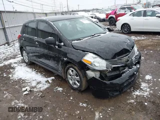 2009 Nissan Versa 1.8 SL with VIN 3N1BC13E49L427102, listed as a IAAI auction lot 41553357 with 133,300 mi miles. Bid and sale history available at carsss.com. Image 1.