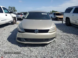 2014 Volkswagen Jetta Sedan S with VIN 3VW2K7AJ7EM303894, listed as a Copart auction lot 54535365 with 98,254 mi miles and Clean Title. Bid and sale history available at carsss.com. Image 5.