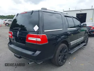 2009 Lincoln Navigator with VIN 5LMFU28529EJ01821, listed as a IAAI auction lot 42658727 with 130,855 mi miles and . Bid and sale history available at DreamBid. Image 4.