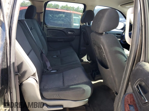 2011 Chevrolet Suburban LS z VIN 1GNSCHE0XBR383295, wystawiony jako Copart lot #60819305 z przebiegiem 133 643 mil mil oraz Szkoda całkowita • Salvage title. Historia ofert i sprzedaży dostępna na DreamBid. Obrazek 11.