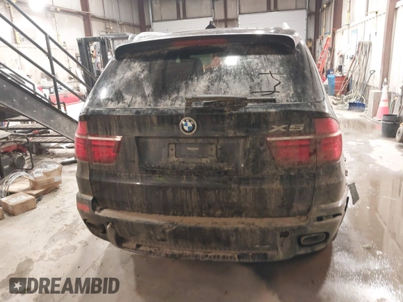 2012 BMW X5 35i with VIN 5UXZV4C50CL757568, listed as a IAAI auction lot 41315024 with 166,825 mi miles and . Bid and sale history available at DreamBid. Image 15.