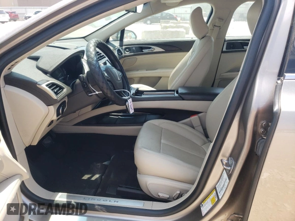 2020 Lincoln MKZ Hybrid Reserve z VIN 3LN6L5LUXLR606340, wystawiony jako Copart lot #65235544 z przebiegiem Nie podano mil oraz Szkoda całkowita • Salvage title. Historia ofert i sprzedaży dostępna na DreamBid. Obrazek 7.