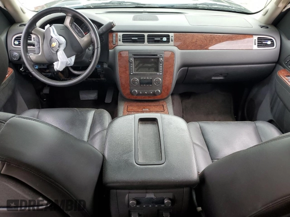 2011 Chevrolet Avalanche LTZ with VIN 3GNTKGE3XBG273231, listed as a Copart auction lot 48881664 with 51,114 mi miles and Salvage Title. Bid and sale history available at DreamBid. Image 8.