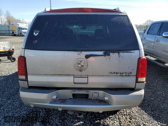 2004 Cadillac Escalade with VIN 1GYEK63N44R147220, listed as a Copart auction lot 47893315 with Not provided miles and Salvage title. Bid and sale history available at DreamBid. Image 6.