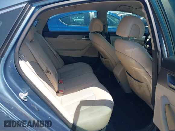 2015 Hyundai Sonata SE z VIN 5NPE24AF2FH243041, wystawiony jako IAAI lot #41978209 z przebiegiem 132 606 mil mil oraz . Historia ofert i sprzedaży dostępna na DreamBid. Obrazek 8.