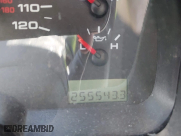 2007 Ford F-150 STX with VIN 1FTRX12WX7KB63067, listed as a IAAI auction lot 42534345 with 255,543 mi miles and . Bid and sale history available at DreamBid. Image 7.