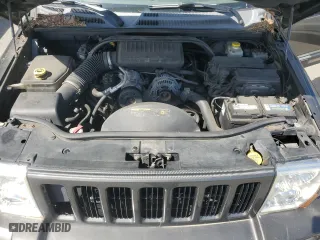 2006 Jeep Commander with VIN 1J8HG48KX6C229068, listed as a Copart auction lot 54003995 with 186,875 mi miles and Salvage Title. Bid and sale history available at carsss.com. Image 12.