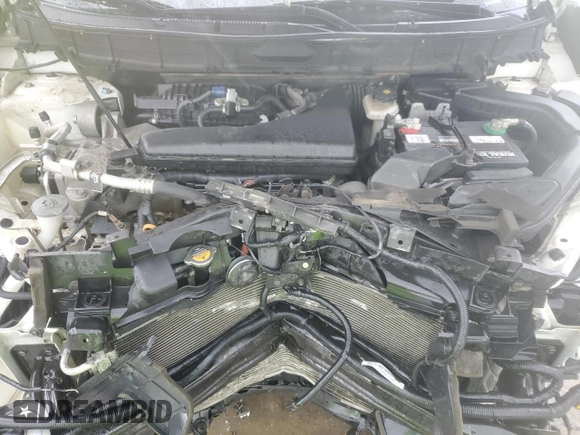 2016 Nissan Rogue SV z VIN 5N1AT2MV1GC922228, wystawiony jako Copart lot #55055355 z przebiegiem 167 489 mil mil oraz Szkoda całkowita • Salvage title. Historia ofert i sprzedaży dostępna na DreamBid. Obrazek 11.