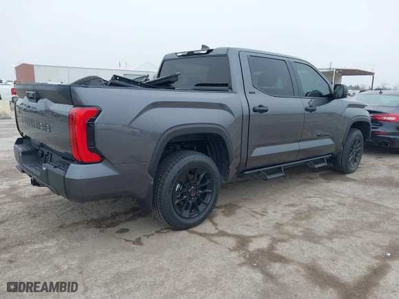 2025 Toyota Tundra 4WD SR with VIN 5TFLA5DB0SX255714, listed as a IAAI auction lot 41530467 with 1,396 mi miles. Bid and sale history available at carsss.com. Image 4.
