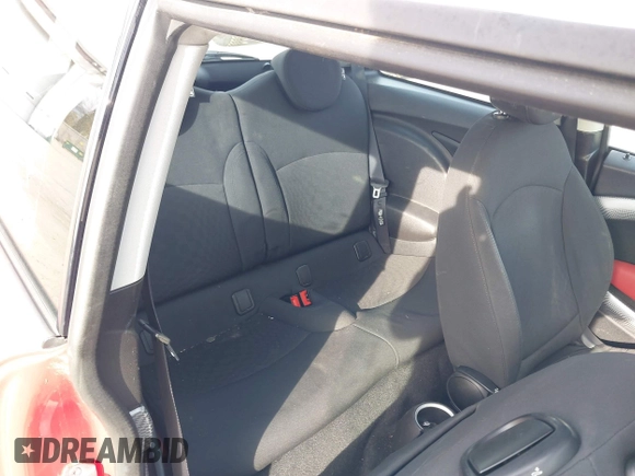 2010 MINI Hardtop S with VIN WMWMF7C54ATZ71743, listed as a IAAI auction lot 41794482 with 136,233 mi miles and . Bid and sale history available at DreamBid. Image 8.