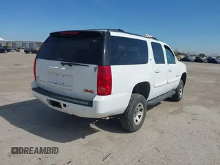 2007 GMC Yukon XL SLT with VIN 1GKFK16377J296932, listed as a IAAI auction lot 41797956 with Not Provided miles. Bid and sale history available at carsss.com. Image 4.
